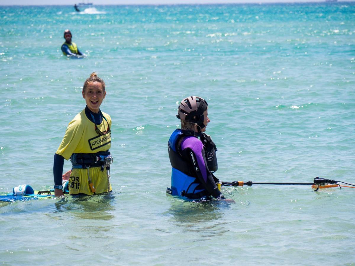 South Hostel Tarifa - Kite Service Center Екстериор снимка